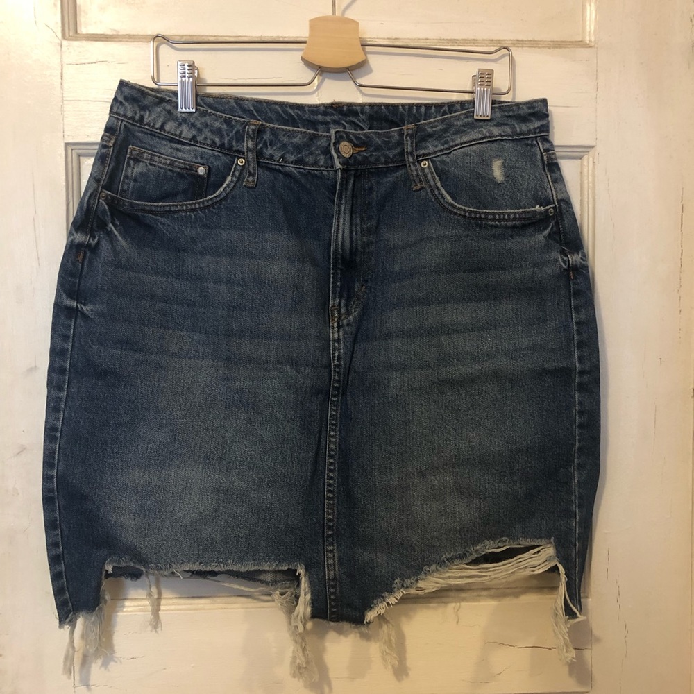 NWOT High Waisted Distressed Denim Skirt